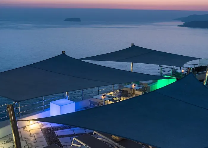 Caldera's Dolphin Ξενοδοχείο με διαμερίσματα 4*