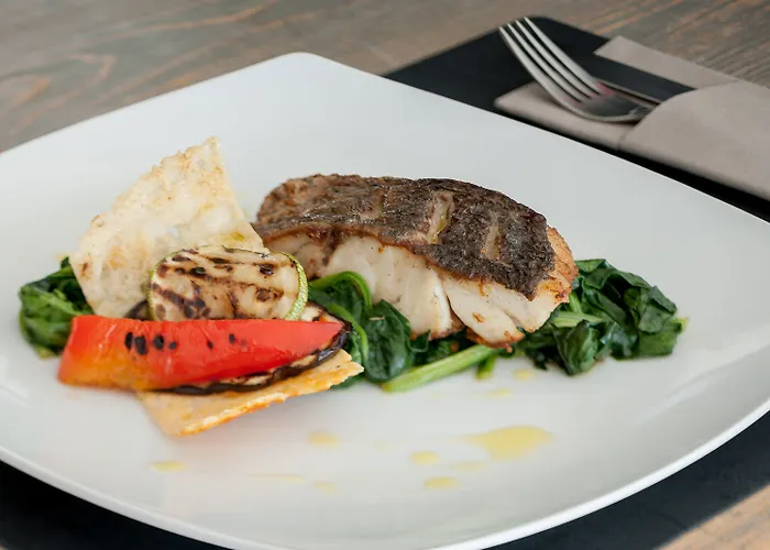 Caldera's Dolphin Μεγαλοχώρι