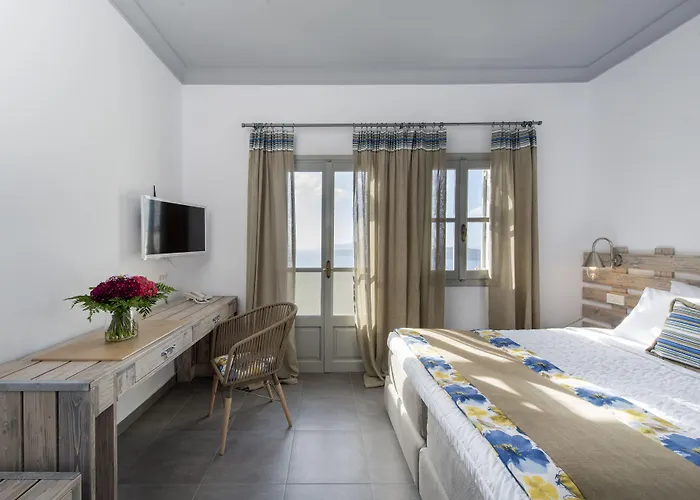 Caldera's Dolphin Aparthotel 4*