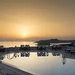 Caldera's Dolphin 4* Megalochori (Santorini)
