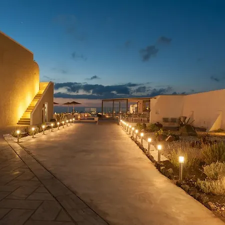 Caldera's Dolphin Apartmanhotel