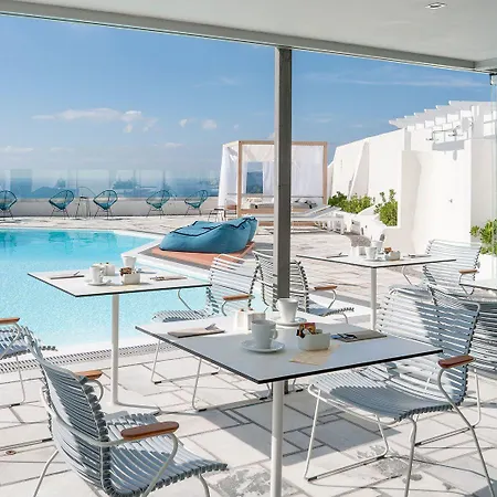 Caldera's Dolphin Megalochori (Santorini)