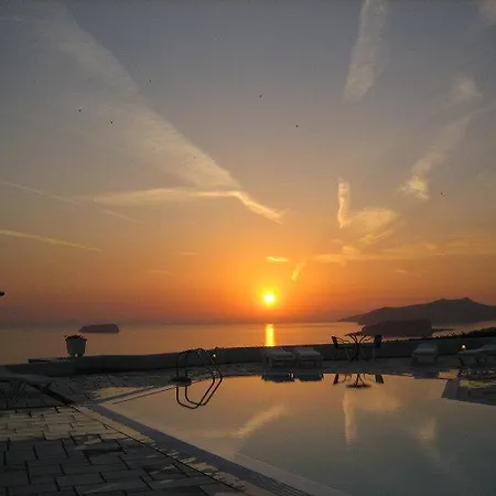 Caldera's Dolphin 4*